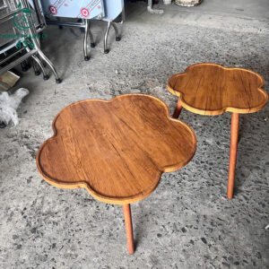 ban-tra-go-cu-tu-nhien-dang-may-bo-tron