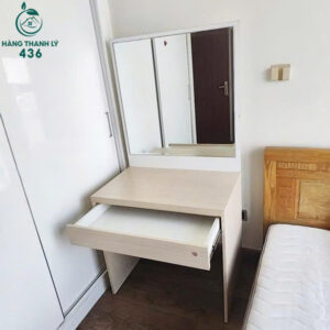 ban-trang-diem-cu-mau-trang-go-cong-nghiep