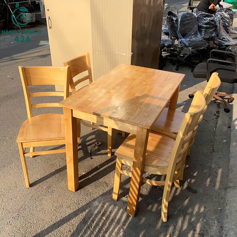 Bộ Bàn Ăn Cũ Gia Đình Gỗ Sáng Màu bo-ban-an-cu-gia-dinh-go-sang-mau-2 Bộ Bàn Ăn Cũ Gia Đình Gỗ Sáng Màu