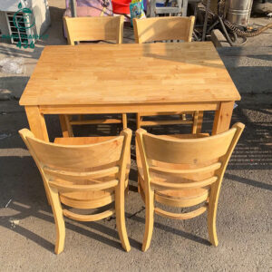 bo-ban-an-cu-gia-dinh-go-sang-mau