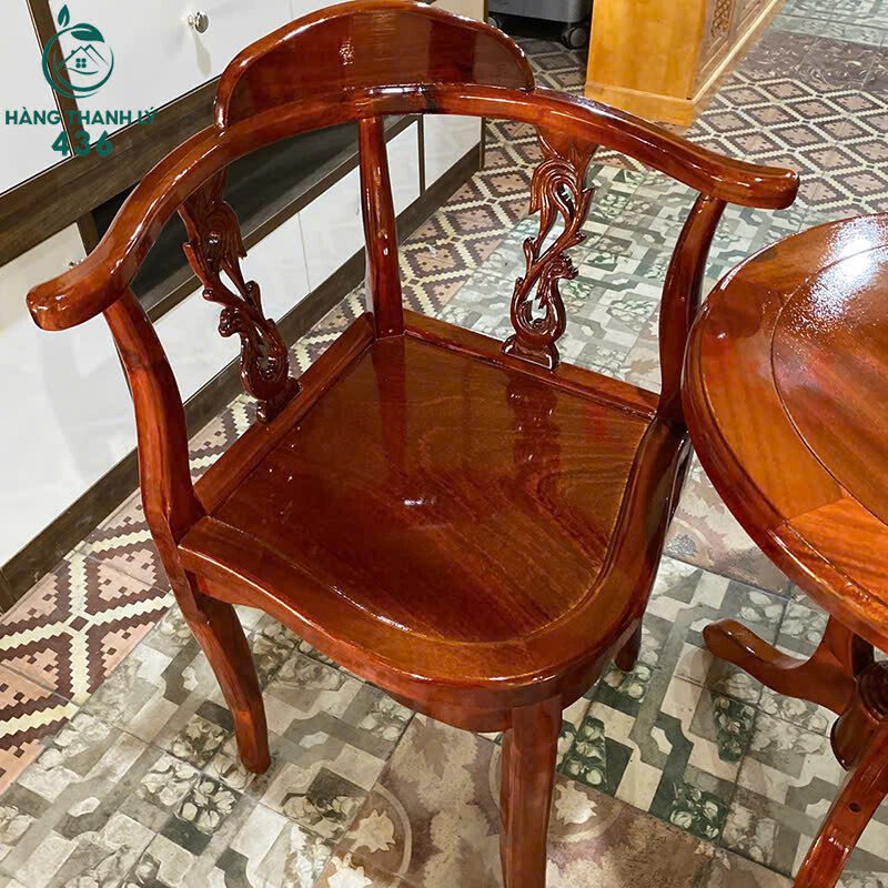Bộ Bàn Trà Gỗ 2 Ghế Tay Vịn Kiểu Truyền Thống Mới 99% bo-ban-tra-go-2-ghe-tay-vin-kieu-truyen-thong-moi-99-4 Bộ Bàn Trà Gỗ 2 Ghế Tay Vịn Kiểu Truyền Thống Mới 99%