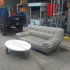 bo-sofa-da-cu-1m9x80cm-mau-xam-kem-ban-tra-hien-dai