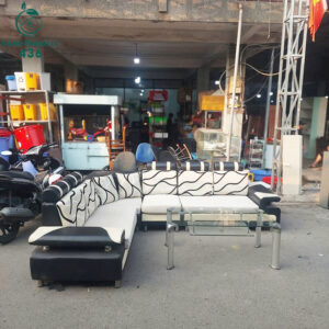 bo-sofa-goc-cu-gia-dinh-tong-trang-den