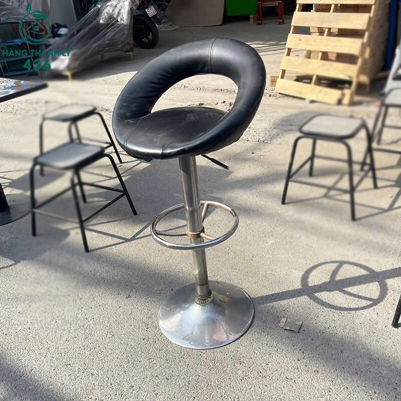 Ghế Bar Cũ Bọc Da Đen Chân Kim Loại ghe-bar-cu-boc-da-den-chan-kim-loai-2 Ghế Bar Cũ Bọc Da Đen Chân Kim Loại