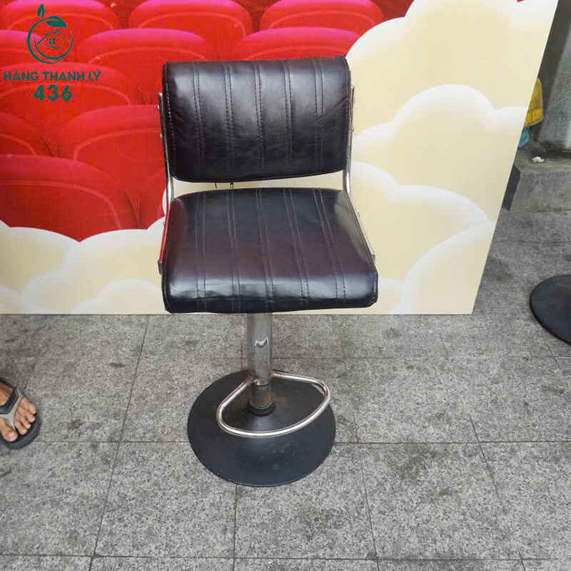 Ghế Bar Xoay Da Đen Cũ Chân Trụ Tròn ghe-bar-xoay-da-den-cu-chan-tru-tron-1 Ghế Bar Xoay Da Đen Cũ Chân Trụ Tròn