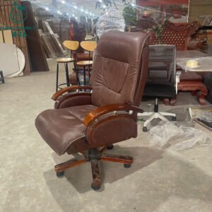 ghe-giam-doc-da-cu-lung-cao-thoai-mai