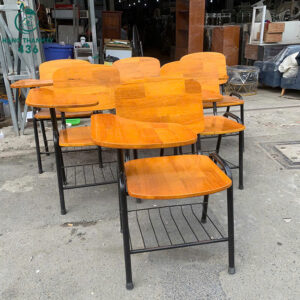 ghe-go-hoc-sinh-cu-lien-ban-khung-sat