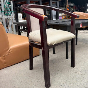 ghe-go-tay-vin-cu-boc-nem-thanh-ly