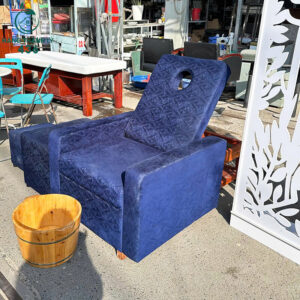 ghe-thu-gian-nga-lung-boc-ni-xanh-cu