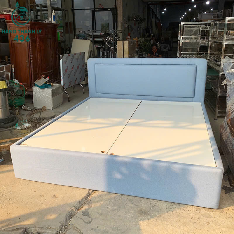 Giường Ngủ Bọc Nệm Vải Cũ 1M8x2M Màu Xanh Nhạt giuong-ngu-boc-nem-vai-cu-mau-xanh-nhat-1 Giường Ngủ Bọc Nệm Vải Cũ 1M8x2M Màu Xanh Nhạt