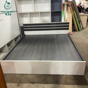 giuong-ngu-cu-1m8x2m-hien-dai-phoi-mau-trang-xam