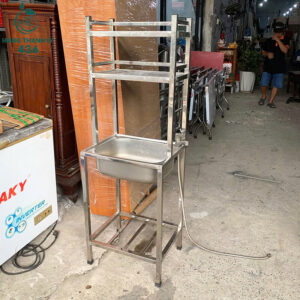 ke-chau-rua-inox-cu-dang-dung-tien-dung