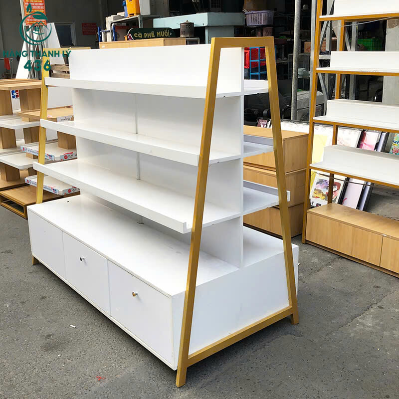 Kệ Trưng Bày Cũ 1M65x80CM Khung Sắt Mặt Gỗ Màu Trắng ke-trung-bay-cu-1m65x80cm-khung-sat-mat-go-mau-trang-1 Kệ Trưng Bày Cũ 1M65x80CM Khung Sắt Mặt Gỗ Màu Trắng