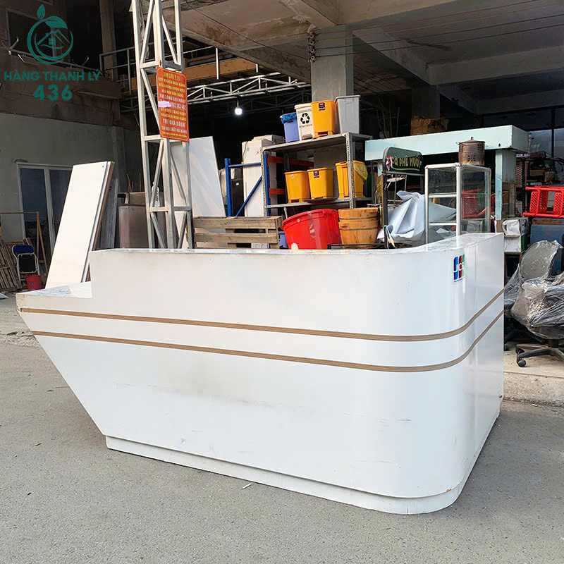 Quầy Tiếp Khách Chữ L Cũ 2M4x1M4x1M05 Mặt Đá Sang Trọng quay-tiep-khach-chu-l-cu-mat-da-sang-trong-2 Quầy Tiếp Khách Chữ L Cũ 2M4x1M4x1M05 Mặt Đá Sang Trọng