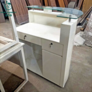 quay-tiep-khach-cu-1m02x1m12x57cm-mau-trang-trang-nha