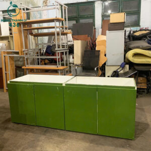 tu-bep-duoi-cu-mau-xanh-la-phoi-mat-trang (2)