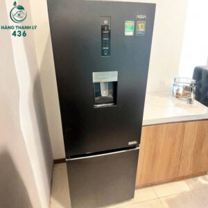 tu-lanh-cu-aqua-ngan-da-duoi-hien-dai