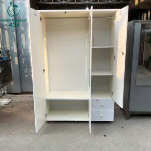 tu-quan-ao-3-canh-mau-trang-van-go