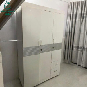 tu-quan-ao-canh-mo-mau-kem-thanh-lich