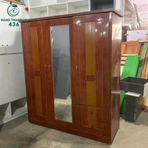 tu-quan-ao-go-cu-1m56x1m85-3-canh-co-guong-giua