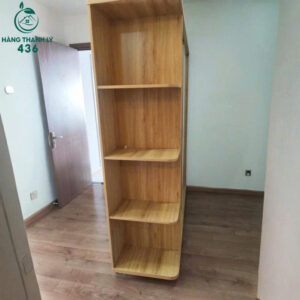 tu-quan-ao-go-cu-1m8x2m-cua-lua-kem-ke-trang-tri