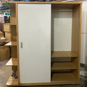 tu-quan-ao-go-cu-1m8x2m-cua-lua-kem-ke-trang-tri