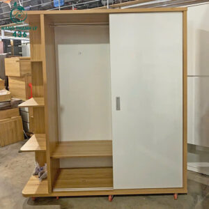 tu-quan-ao-go-cu-1m8x2m-cua-lua-kem-ke-trang-tri