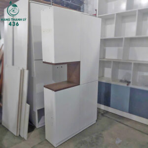 tu-trung-bay-co-nhieu-ke-de-do-tien-loi