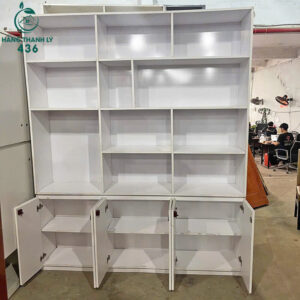 tu-trung-bay-cu-2mx2m4x40cm-mau-trang-de-phoi