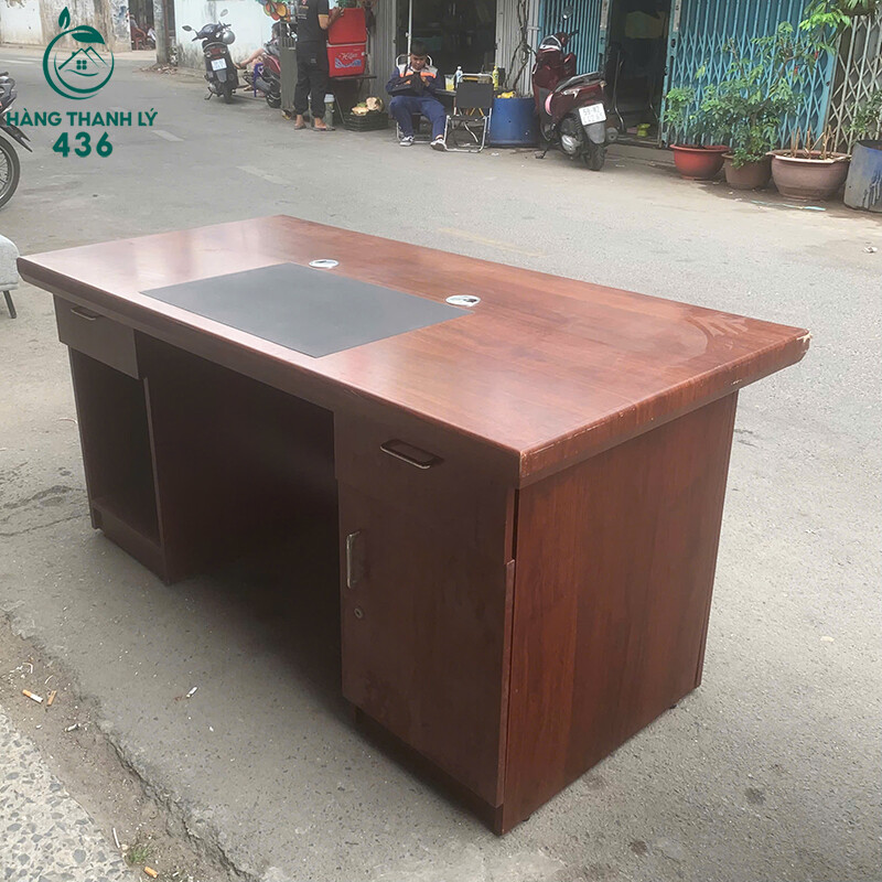 Bàn Giám Đốc Cũ 1M60X80CM Gỗ Nâu Nhiều Ngăn Lưu Trữ ban-giam-doc-cu-1m6x80cm-go-nau-co-hoc-hai-ben-3 Bàn Giám Đốc Cũ 1M60X80CM Gỗ Nâu Nhiều Ngăn Lưu Trữ
