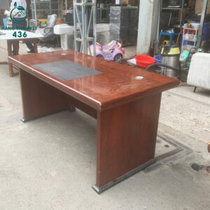 Bàn Giám Đốc Cũ 1M6X80CM Gỗ Nâu Đậm Không Hộc Tủ