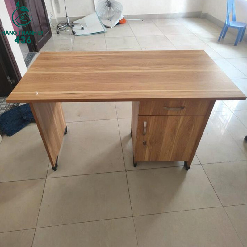 Bàn Làm Việc Cũ 1M2X60CMX75CM Có Ngăn Lưu Trữ ban-lam-viec-cu-1m2x60cmx75cm-co-ngan-luu-tru-2 Bàn Làm Việc Cũ 1M2X60CMX75CM Có Ngăn Lưu Trữ