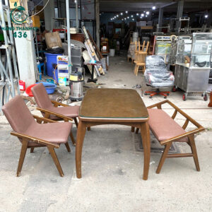 bo-ban-ghe-an-cu-1m3x80cm-mau-nau-sang-trong-3-300x300 Mua Bán Bàn Ghế Cũ, Nội Thất Cũ Tại TPHCM  