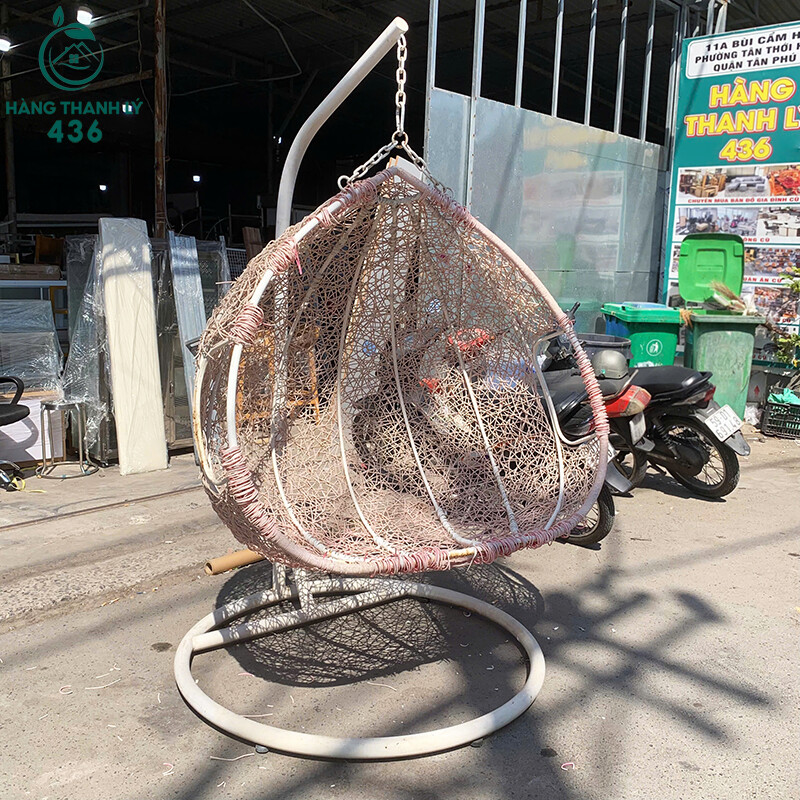 Ghế Xích Đu Cũ Phù Hợp Ban Công Sân Vườn ghe-xich-du-cu-phu-hop-ban-cong-san-vuon-3 Ghế Xích Đu Cũ Phù Hợp Ban Công Sân Vườn