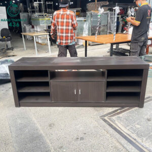 ke-tivi-cu-1m8x50cmx62cm-co-tu-giua-tien-dung-5-300x300 Mua Bán Bàn Ghế Cũ, Nội Thất Cũ Tại TPHCM  