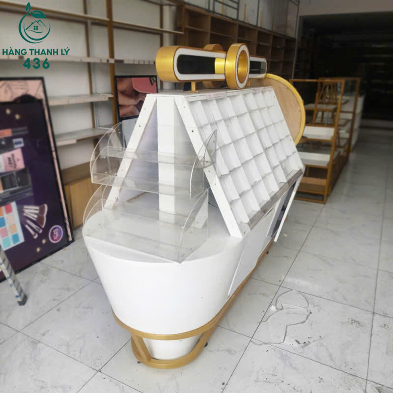 z7485984808695_2311c4b3e1fb13b37e979b44a407ace8