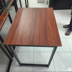 ban-cafe-cu-mat-go-chan-sat-2-300x300 Mua Bán Bàn Ghế Cũ, Nội Thất Cũ Tại TPHCM  