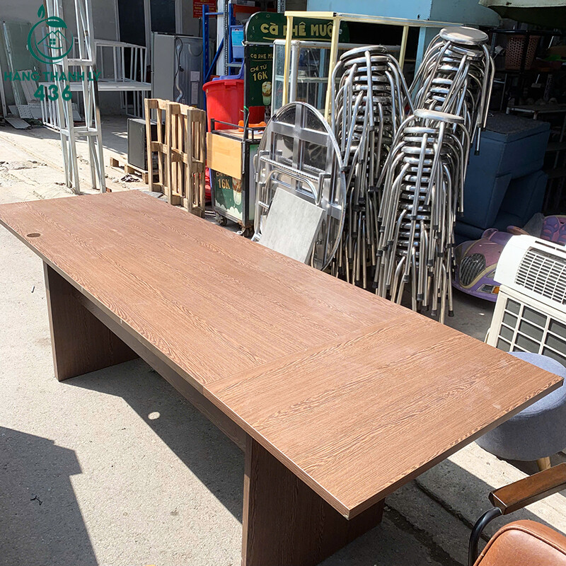 Bàn Họp Cũ 2M5X80CMX75CM Mặt Gỗ Vân Nâu ban-hop-cu-2m5x80cmx75cm-mat-go-van-nau-1 Bàn Họp Cũ 2M5X80CMX75CM Mặt Gỗ Vân Nâu