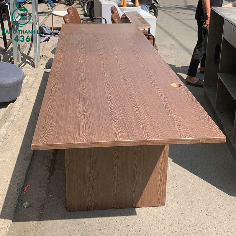 Bàn Họp Cũ 2M5X80CMX75CM Mặt Gỗ Vân Nâu ban-hop-cu-2m5x80cmx75cm-mat-go-van-nau-3 Bàn Họp Cũ 2M5X80CMX75CM Mặt Gỗ Vân Nâu