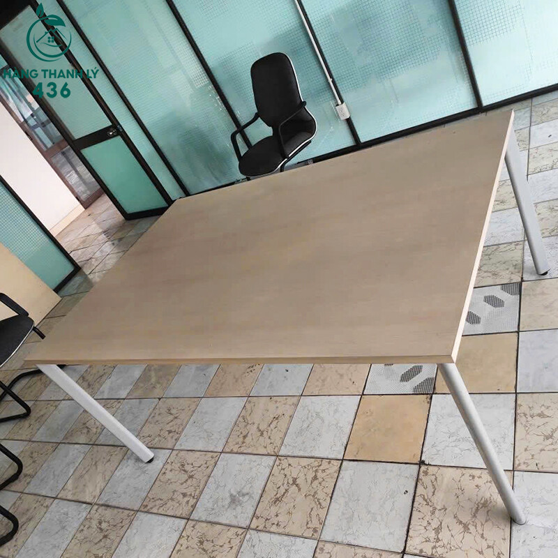 Bàn Làm Việc Cũ 1M2X1M8X75CM Chân Sắt Vững Chắc ban-lam-viec-cu-1m2x1m8x75cm-chan-sat-vung-chac-1 Bàn Làm Việc Cũ 1M2X1M8X75CM Chân Sắt Vững Chắc