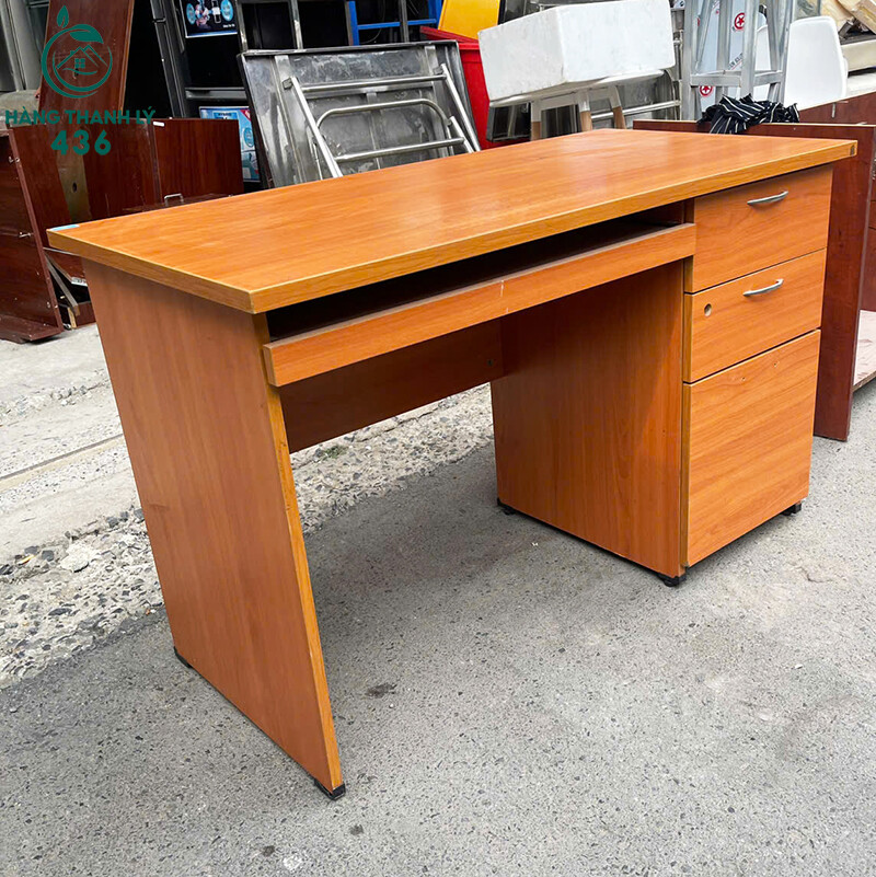 Bàn Làm Việc Cũ 1M2X60CM Vân Gỗ Thiết Kế Có Hộc Tủ ban-lam-viec-cu-1m2x60cm-van-go-thiet-ke-co-hoc-tu-3 Bàn Làm Việc Cũ 1M2X60CM Vân Gỗ Thiết Kế Có Hộc Tủ