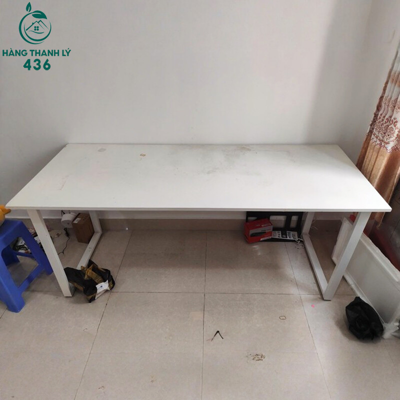 Bàn Làm Việc Cũ 1M8X70CM Diện Tích Mặt Bàn Rộng ban-lam-viec-cu-1m8x70cm-dien-tich-mat-ban-rong-2 Bàn Làm Việc Cũ 1M8X70CM Diện Tích Mặt Bàn Rộng