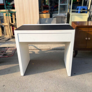 Bàn Trang Điểm Cũ Không Gương Có Hộc Kéo