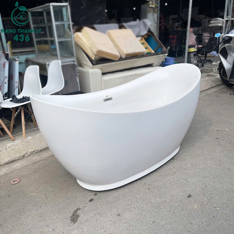 Bồn Tắm Nhựa Cũ Màu Trắng Hình Phi Thuyền bon-tam-nhua-cu-mau-trang-hinh-phi-thuyen-1 Bồn Tắm Nhựa Cũ Màu Trắng Hình Phi Thuyền