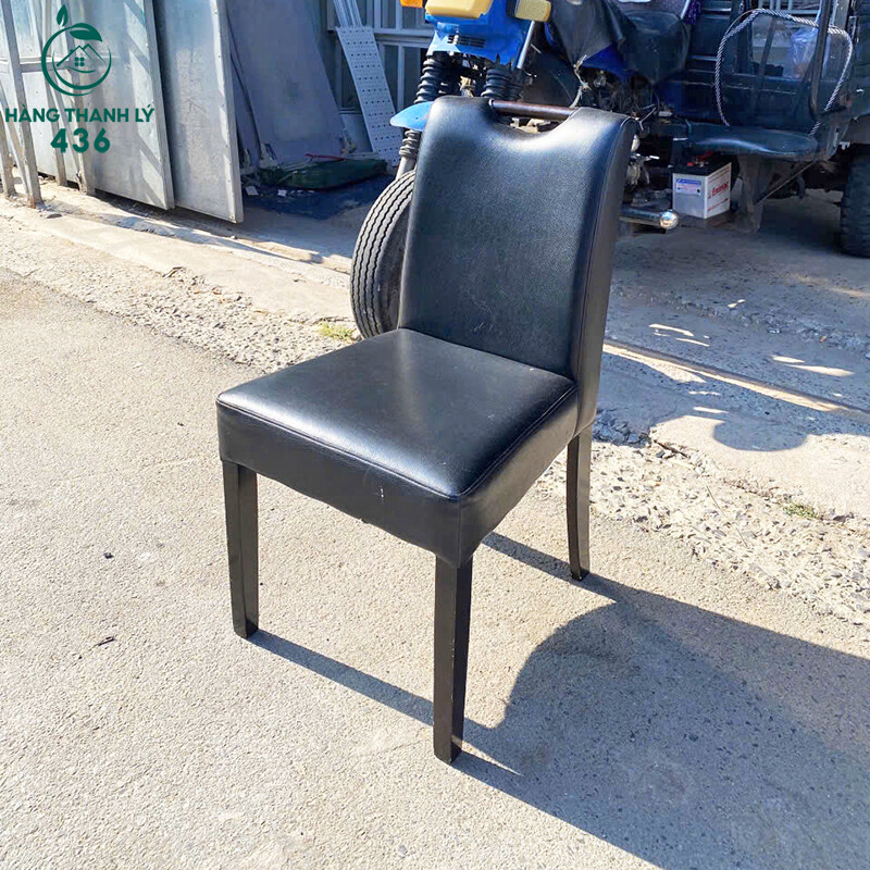 Ghế Ăn Bọc Da Cũ Màu Đen Ngồi Êm Ái ghe-an-boc-da-cu-mau-den-ngoi-em-ai-1 Ghế Ăn Bọc Da Cũ Màu Đen Ngồi Êm Ái