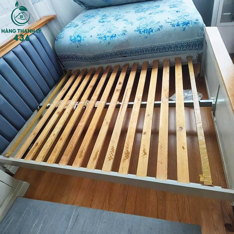 Giường Cũ Có Đầu Giường Bọc Nệm Êm giuong-cu-co-dau-giuong-boc-nem-em-1 Giường Cũ Có Đầu Giường Bọc Nệm Êm