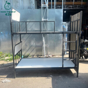 giuong-tang-cu-thiet-ke-rieng-tu-co-cho-treo-rem-1-300x300 Mua Bán Bàn Ghế Cũ, Nội Thất Cũ Tại TPHCM  