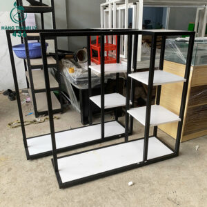 ke-trung-bay-cu-khung-sat-chac-chan-1-300x300 Mua Bán Bàn Ghế Cũ, Nội Thất Cũ Tại TPHCM  