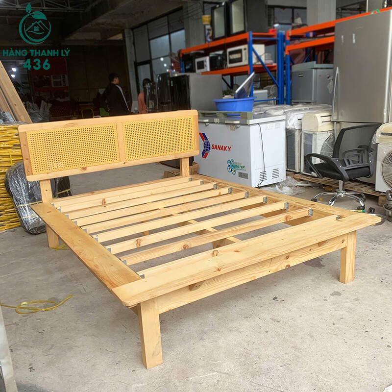 Giường Ngủ Cũ 1M6X2M Gỗ Thông Bền Bỉ mau-giuong-ngu-cu-1m6x2m-go-thong-ben-bi-2 Giường Ngủ Cũ 1M6X2M Gỗ Thông Bền Bỉ