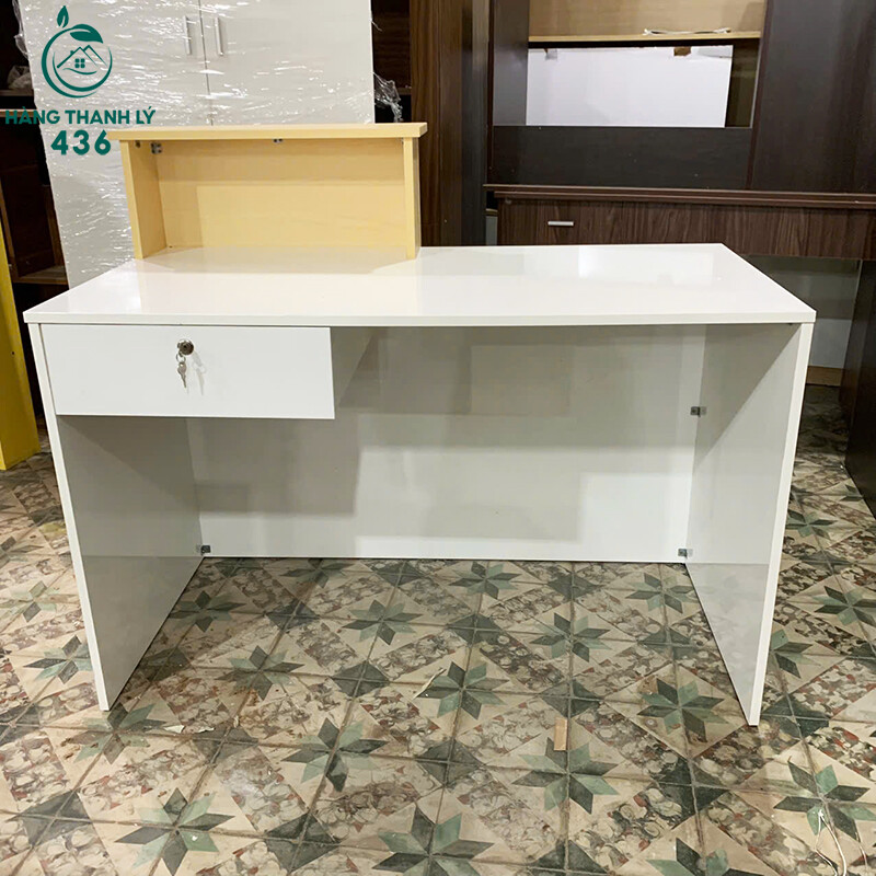 quay-thu-ngan-1m2x60cm-trang-phoi-van-go-moi-99-mau-1-1 Quầy Thu Ngân 1M2X60CM Trắng Phối Vân Gỗ Mới 99% (Nhiều Mẫu)  